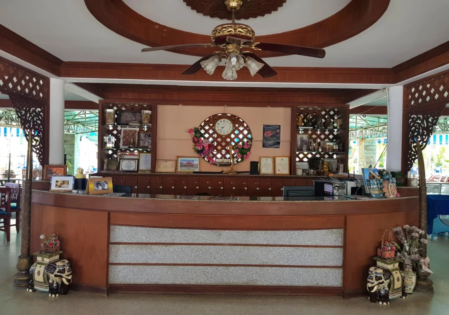 Castle Howchow Beach Resort Hotel