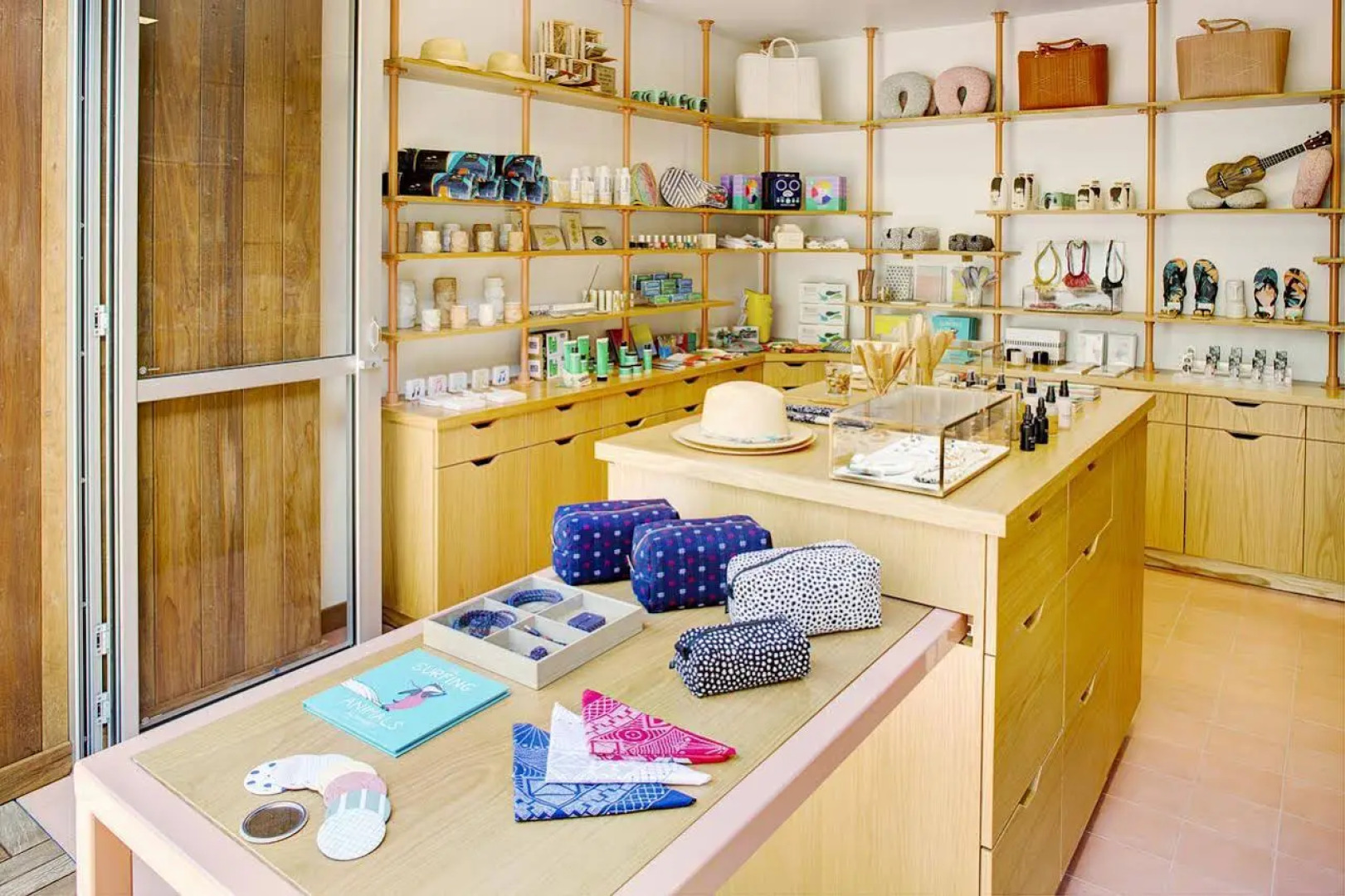 The Laylow Waikiki, Autograph Collection