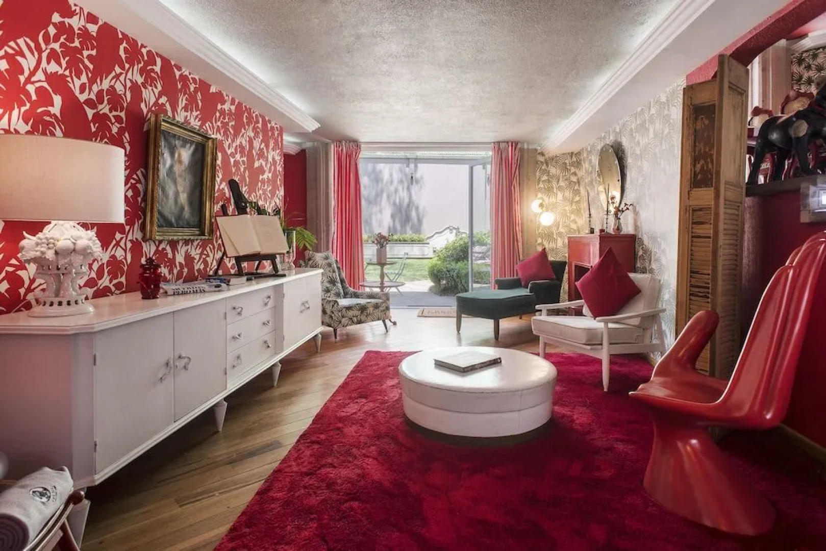 Pug Seal B&B Coyoacan