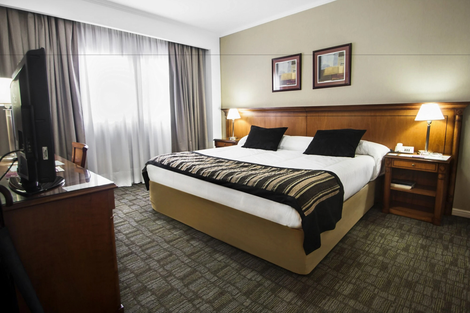 Tucuman Center Suites&Business