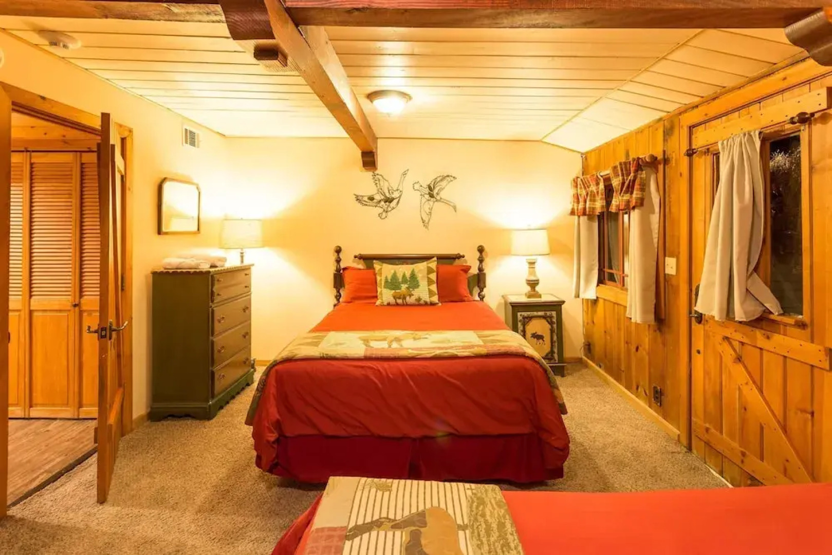 Arrowhead Pine Rose Cabins