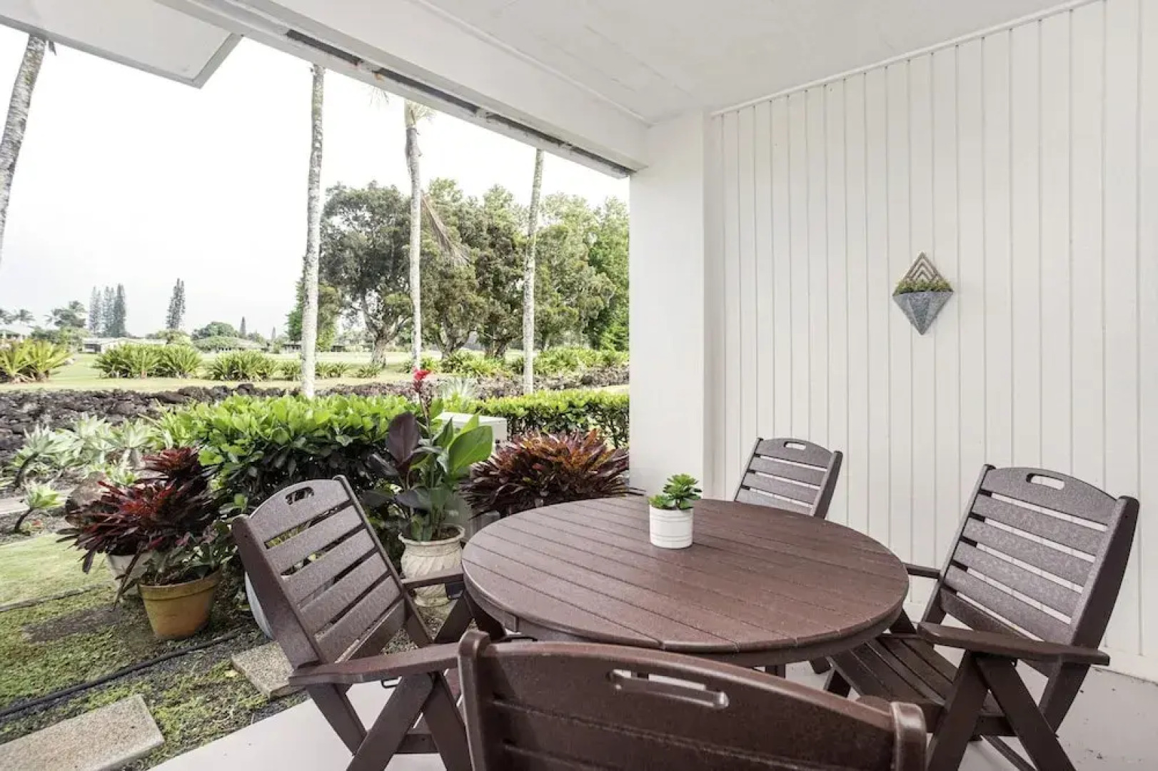 Emmalani Court 312 2 Bedrooms 2 Bathrooms Condo