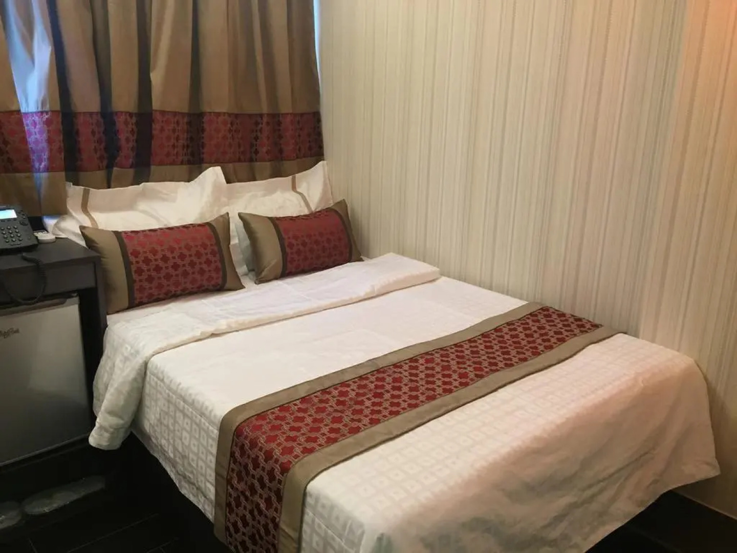 Seasons Hotel - Tsim sha tsui