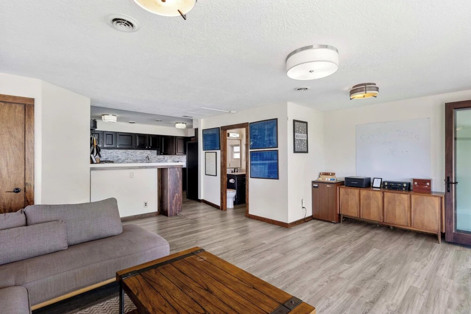 Lakefront Washington Home w/ Private Pool & Sauna