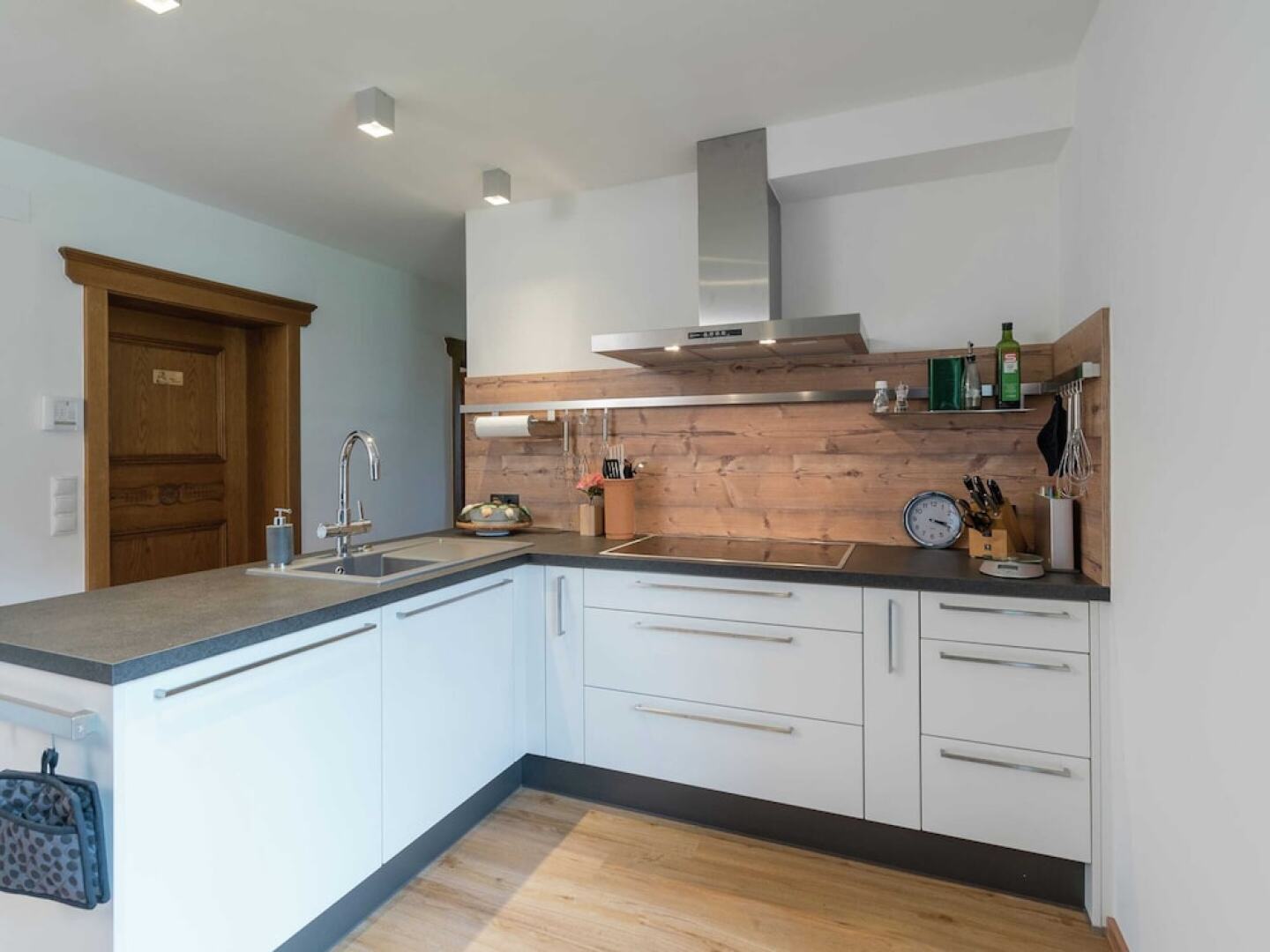 Spacious Apartment near Ski Area in Niedernsill