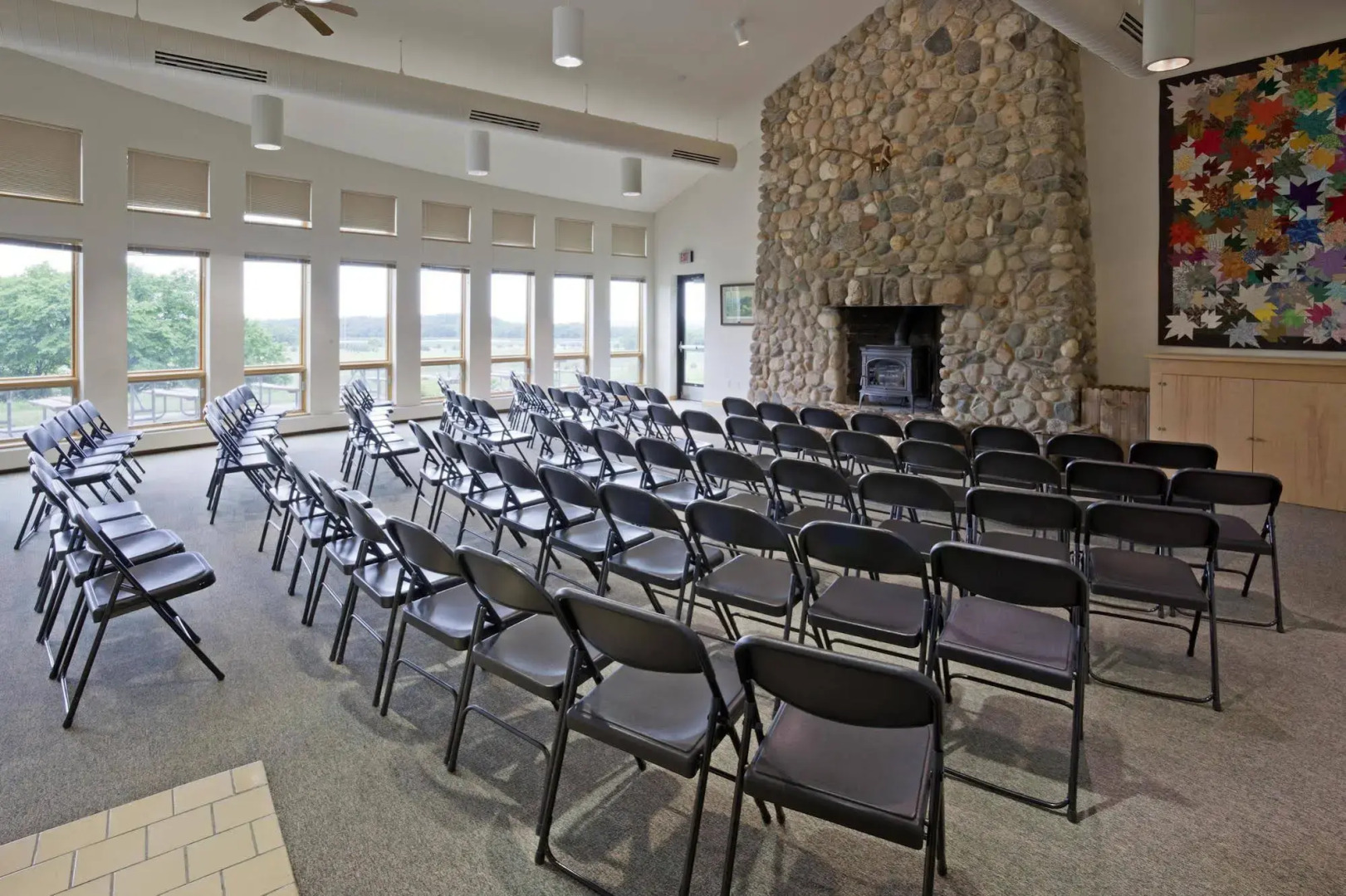 Hampton Inn Spicer Marina Area