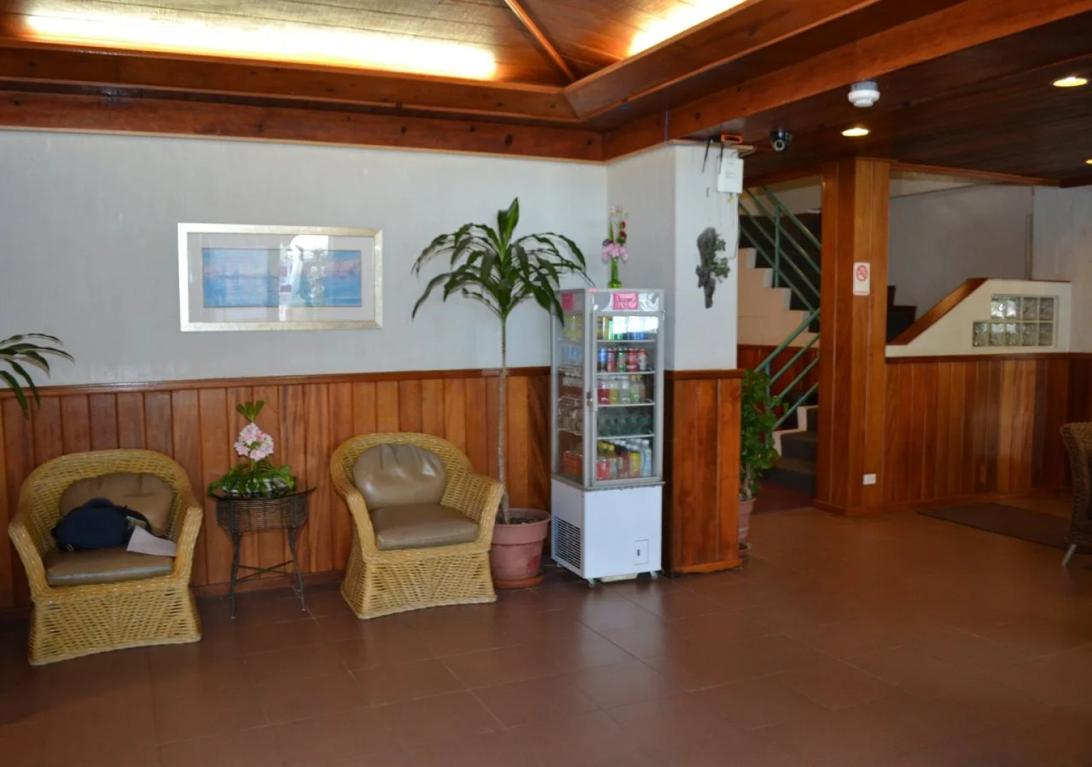 West Plaza Hotel by the Sea