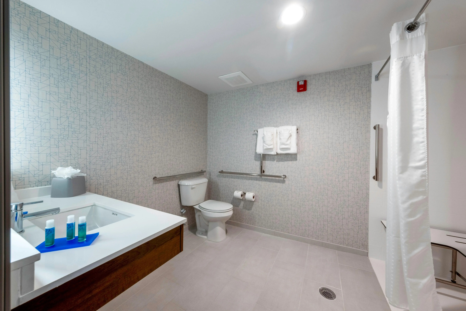 Holiday Inn Express & Suites Staunton by IHG