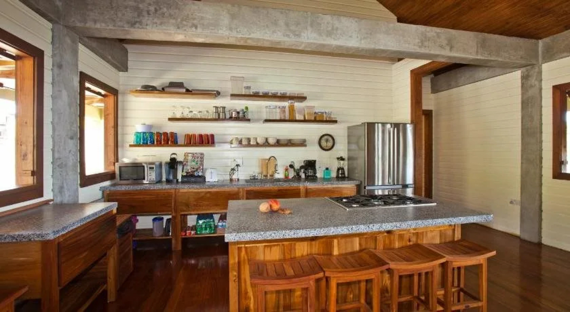 Pagua Bay House Oceanfront Cabanas