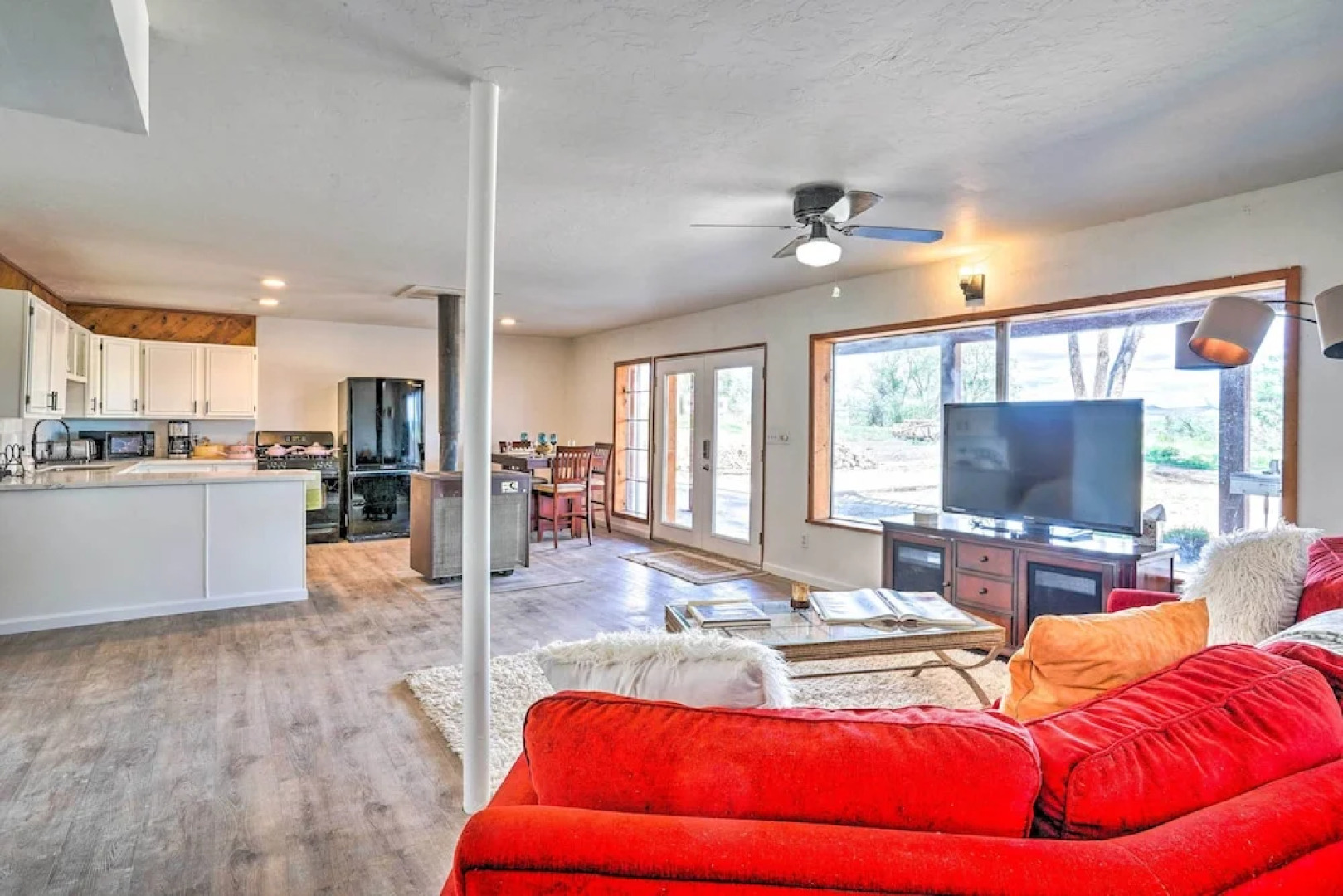 Pet-friendly Chino Valley Cabin w/ Game Room!