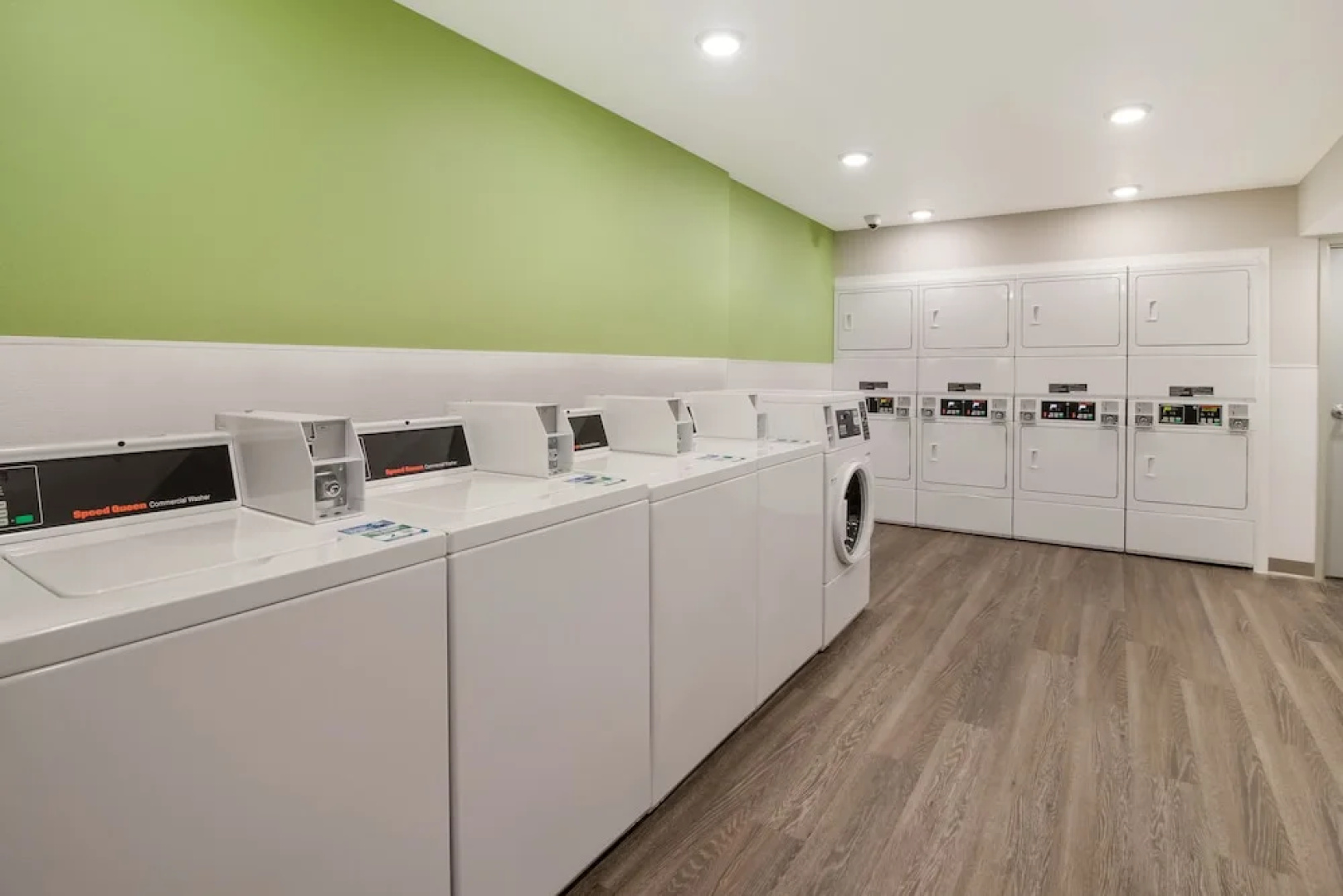 Woodspring Suites East Lansing - University Area