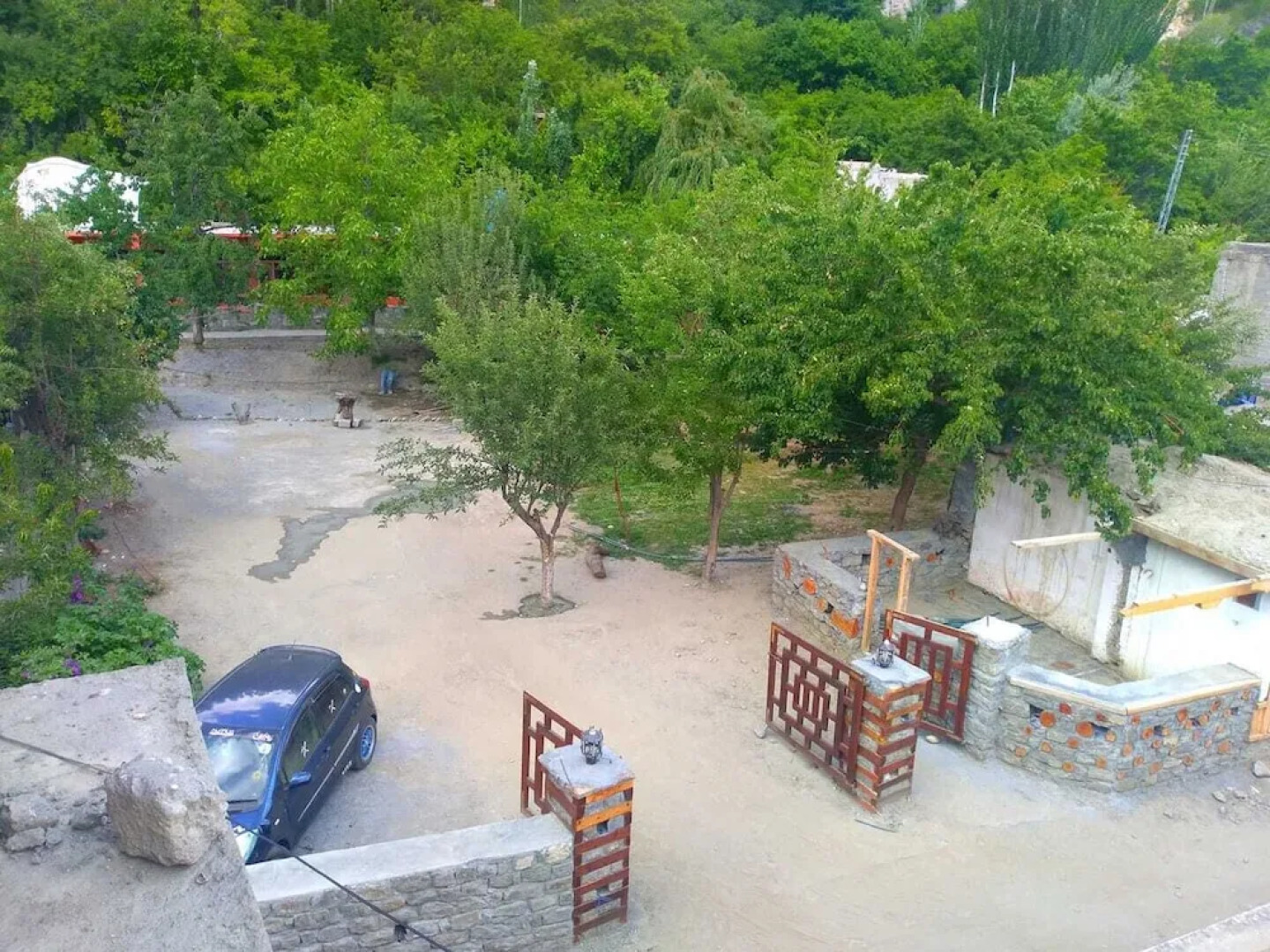 Northern Sapphire Hunza