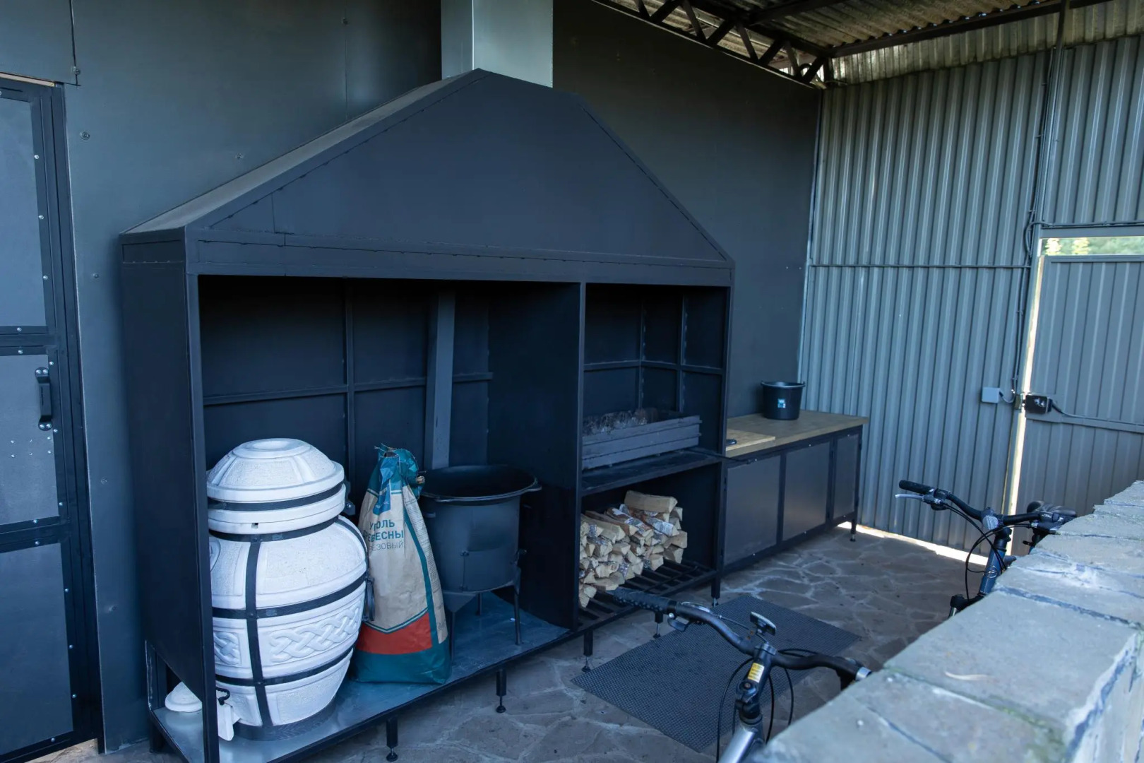 Дом с баней и теплым бассейном ECOLIFE&STYLE (ЭКОЛАЙФЭНДСТАЙЛ)