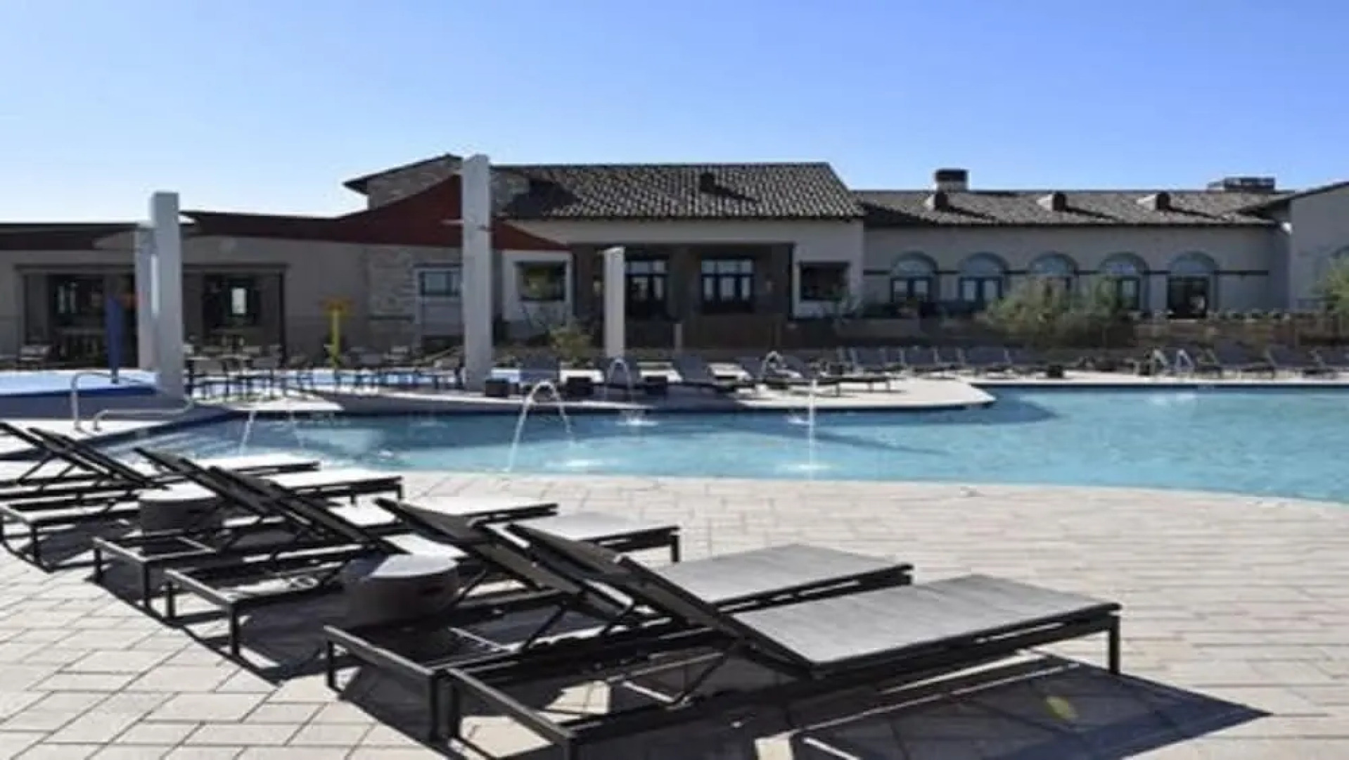3BR Goodyear Home Pvt Pool Sleeps 8