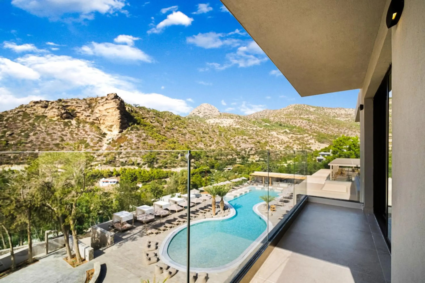 Harmony E Rock Hotel