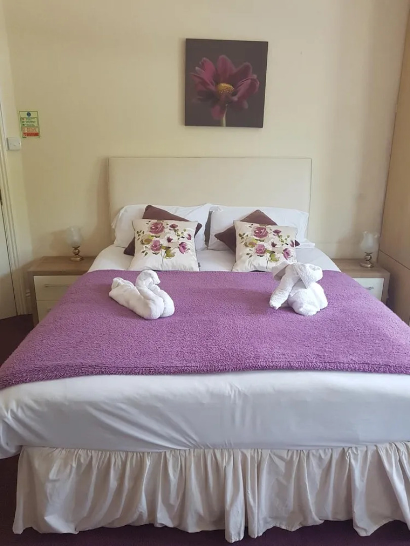 White House View Guest House