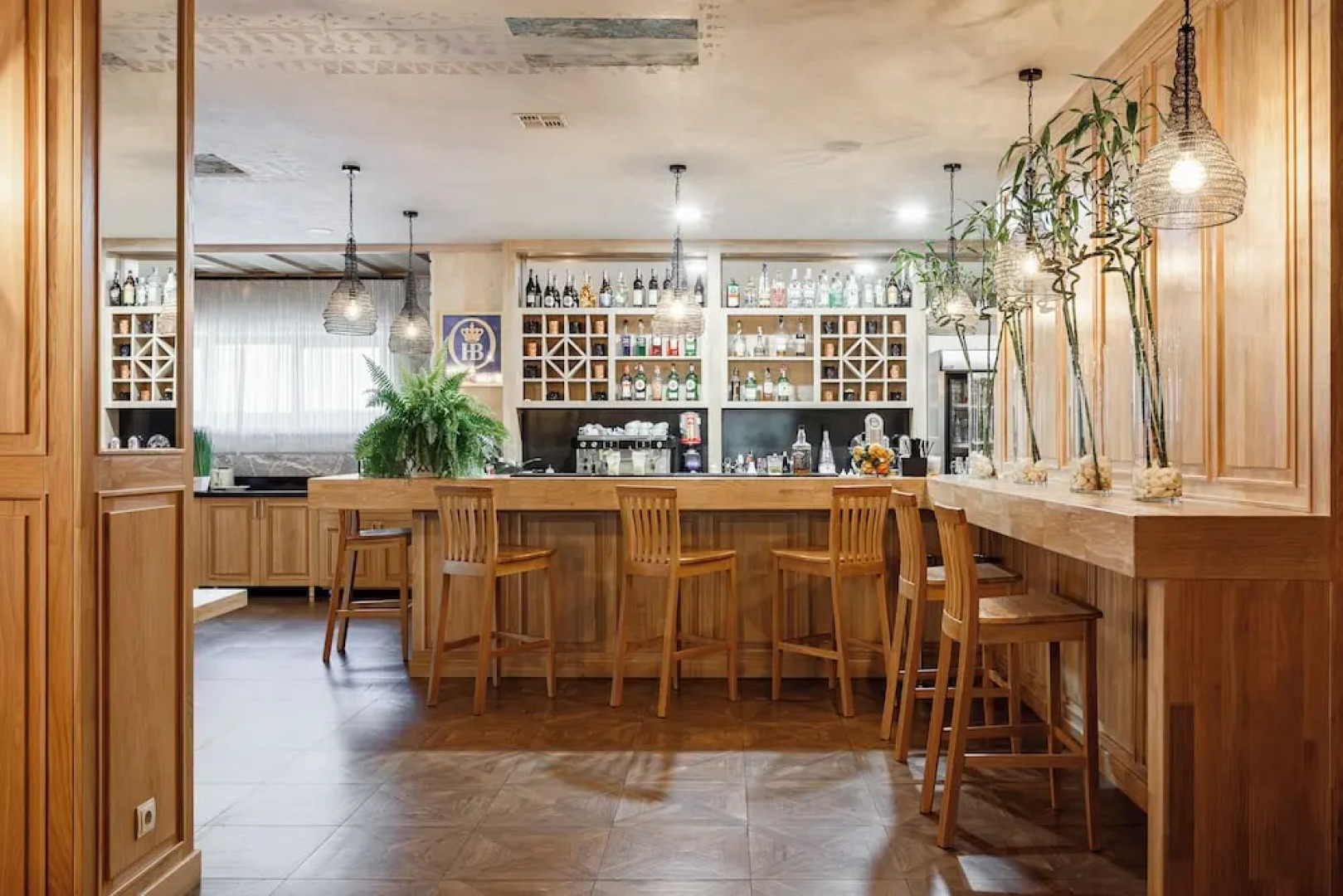 Отель Ganz & SPA