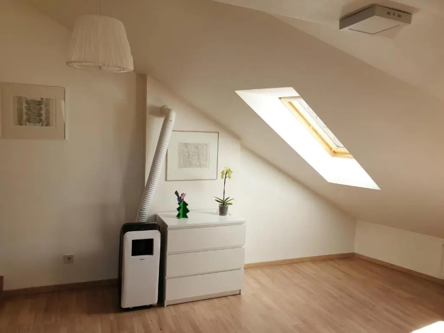 Exceptional Uzupis Bridge 3 Bedroom Apartment