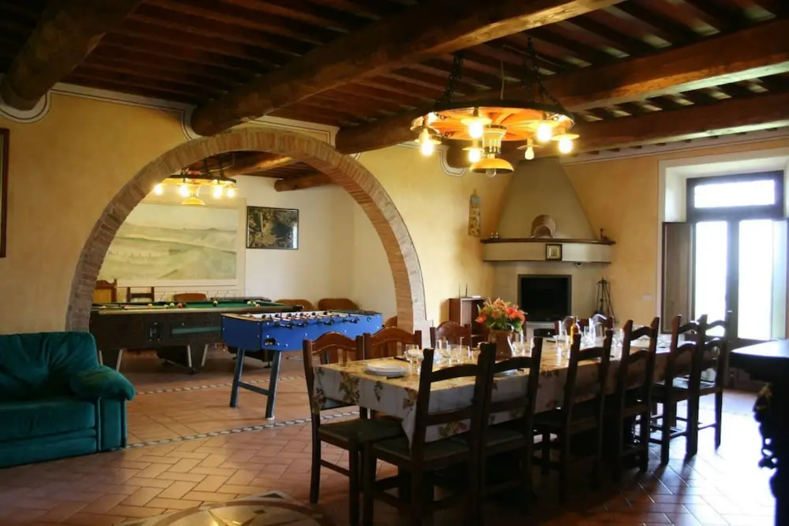 Stunning private villa with private pool, WIFI, TV, pets allowed and parking, close to Montepulc