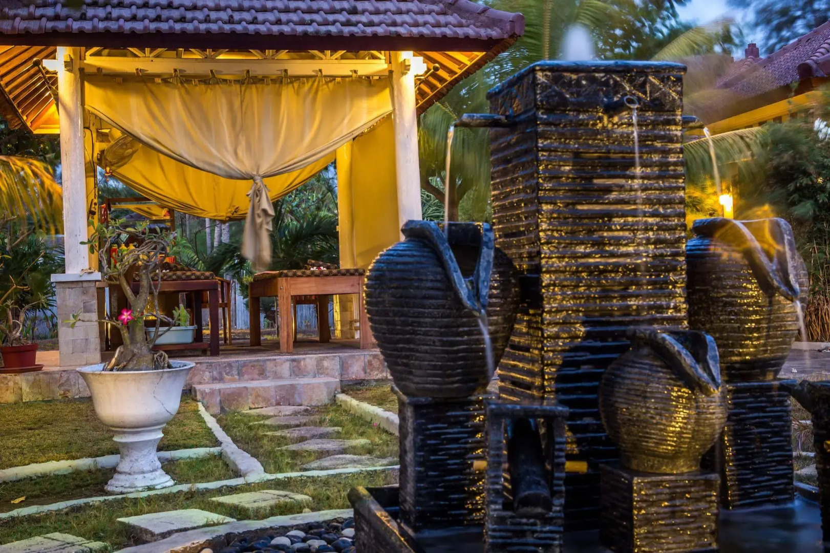 Tropical Hideaways Resort