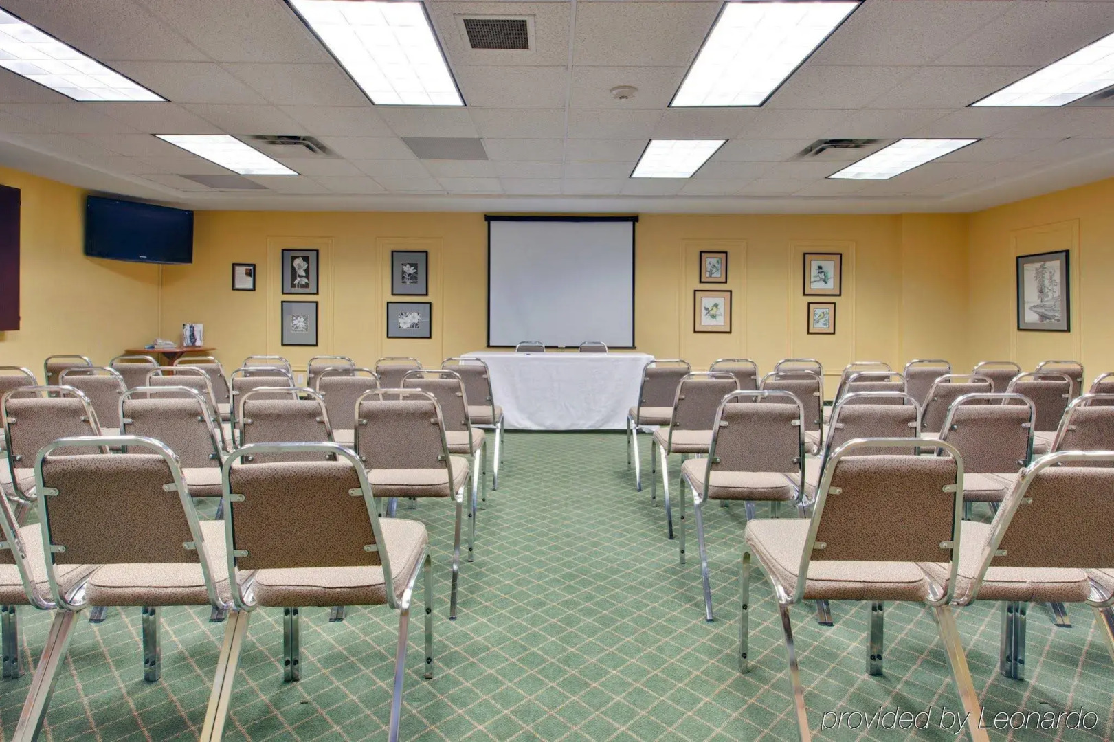 Holiday Inn Express by IHG