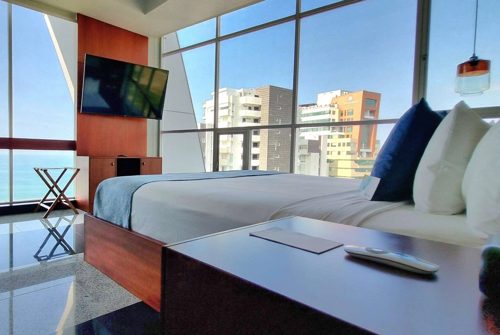 Wyndham Manta Sail Plaza Hotel & Convention Center