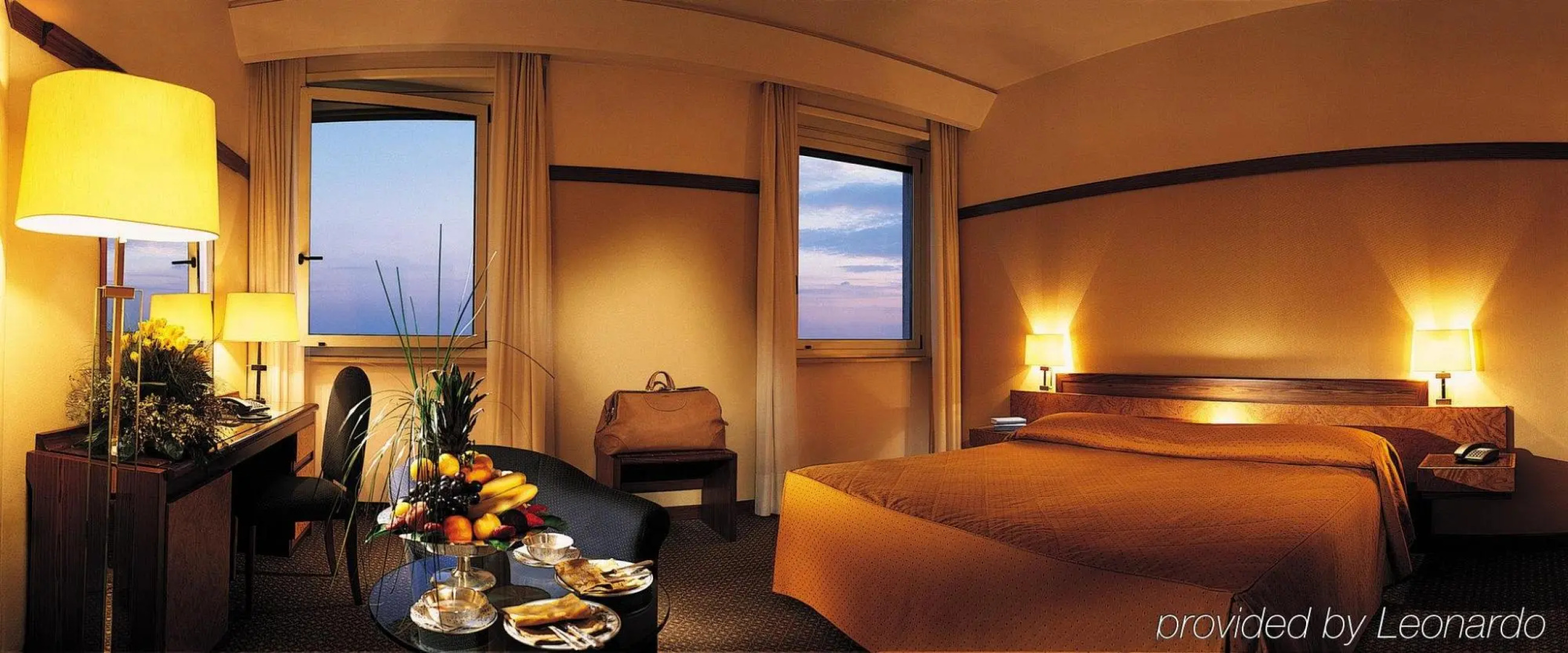 Отель Exe Majestic