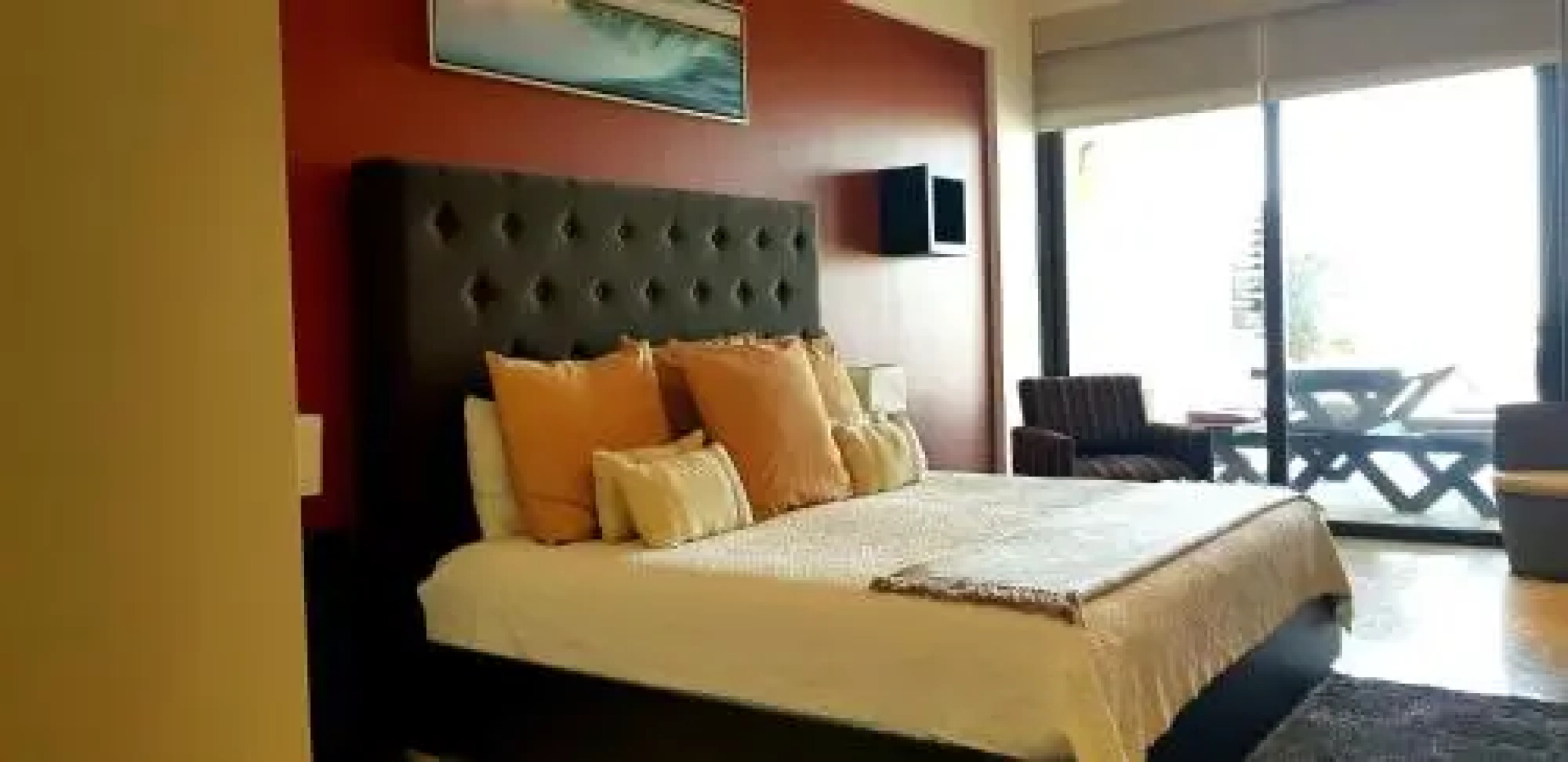 Los Veneros, Torre Agave