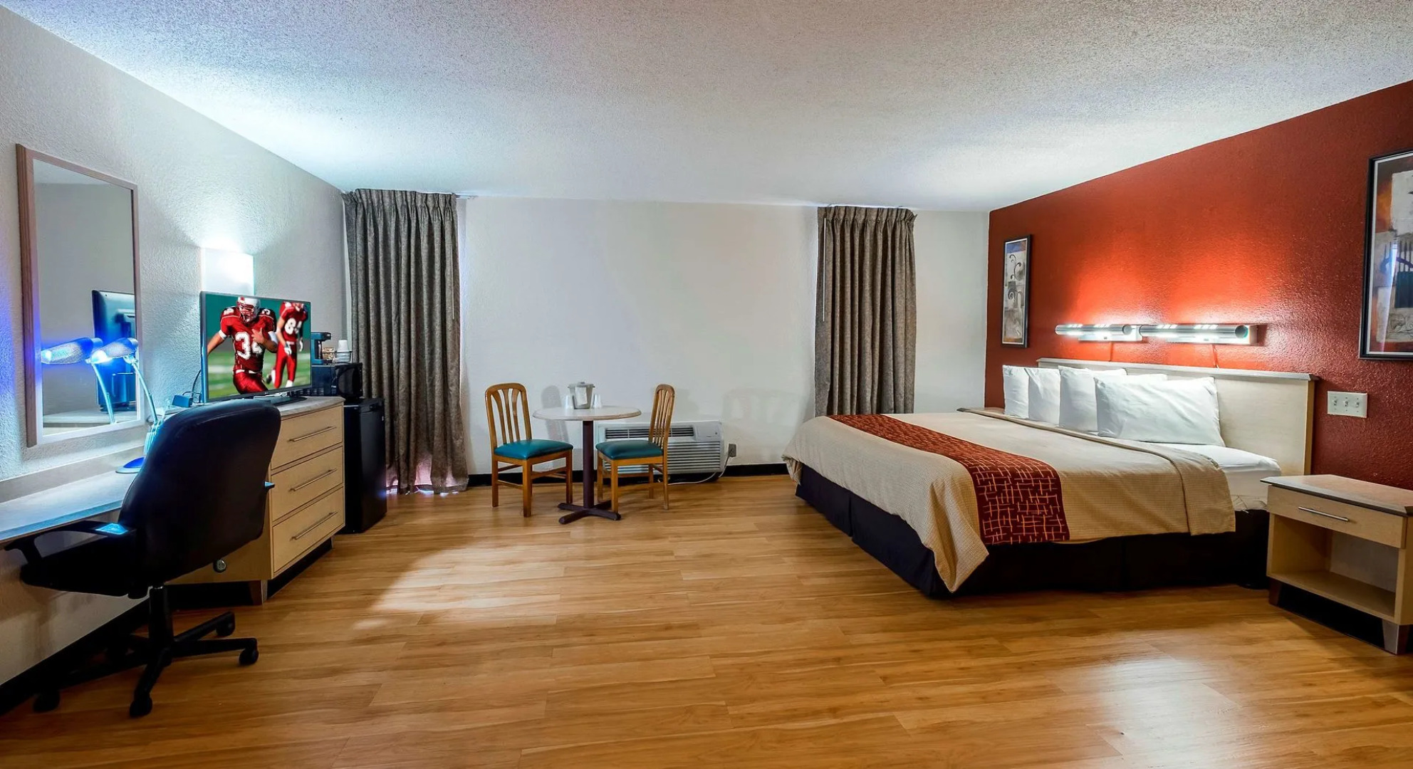 Red Roof Inn & Suites Brunswick I-95