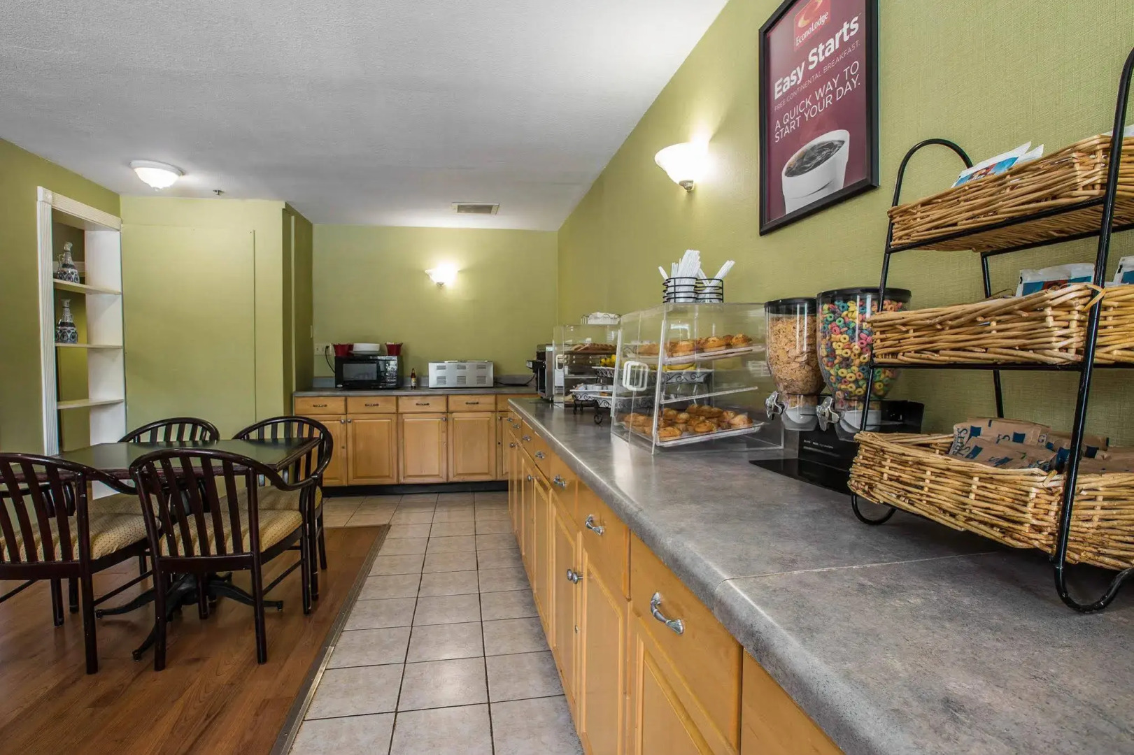 Greenville Pelham Inn by IHG