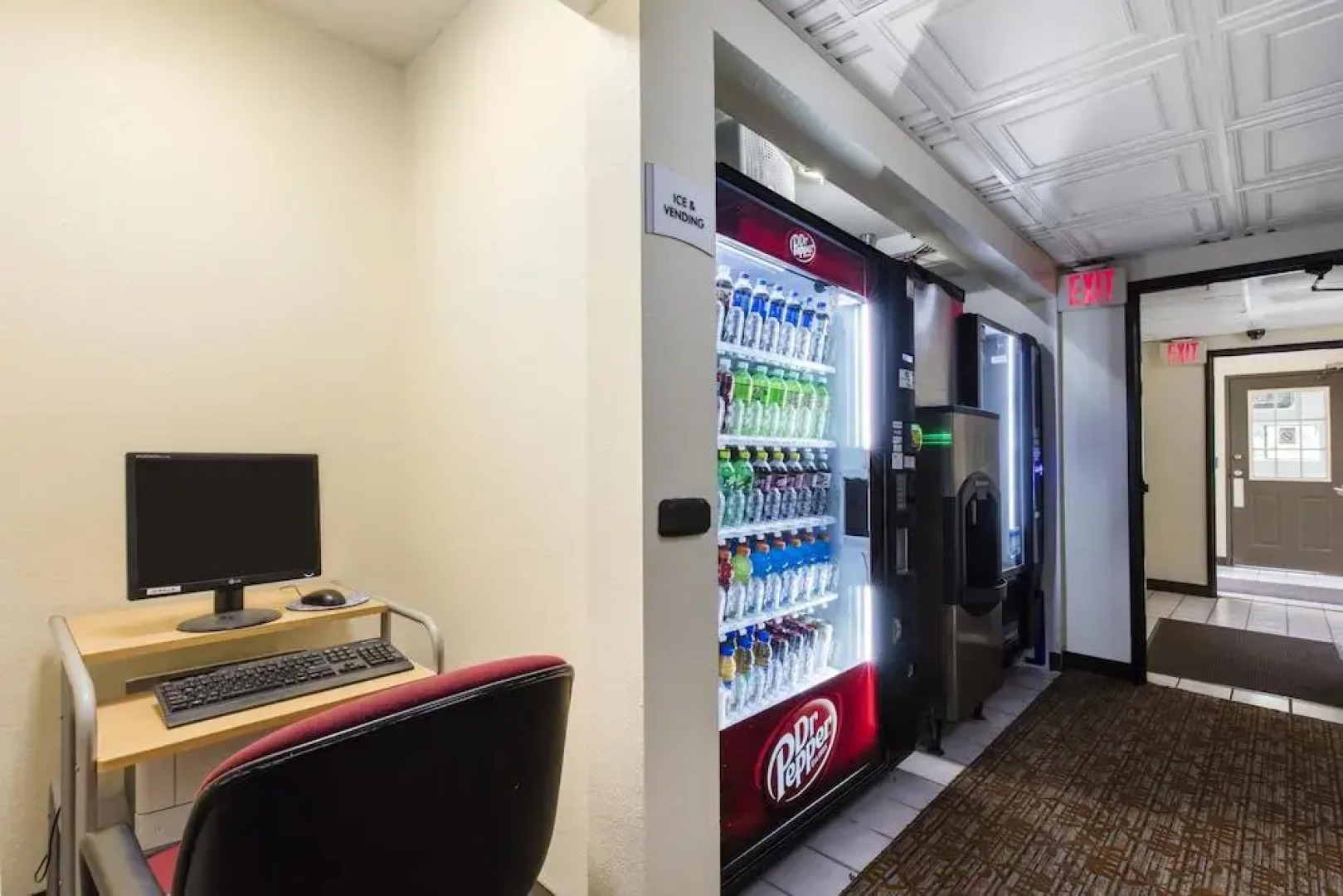 Quality Inn & Suites Metropolis I-24