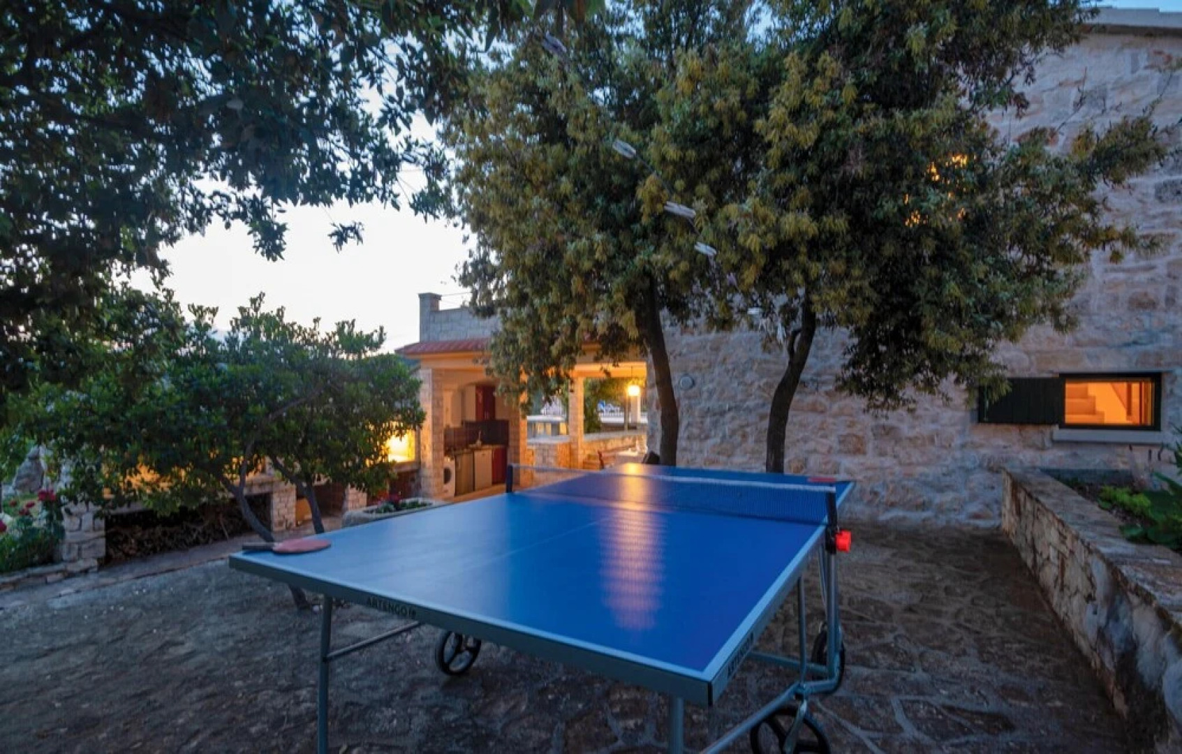 Awesome Home in Cara With Outdoor Swimming Pool, Wifi and 3 Bedrooms