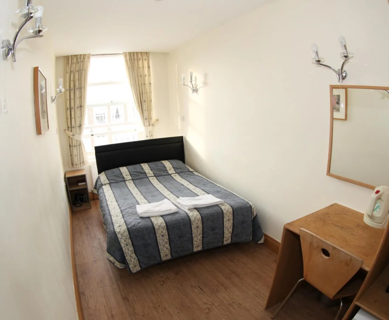 Brit Hotels Earls Court