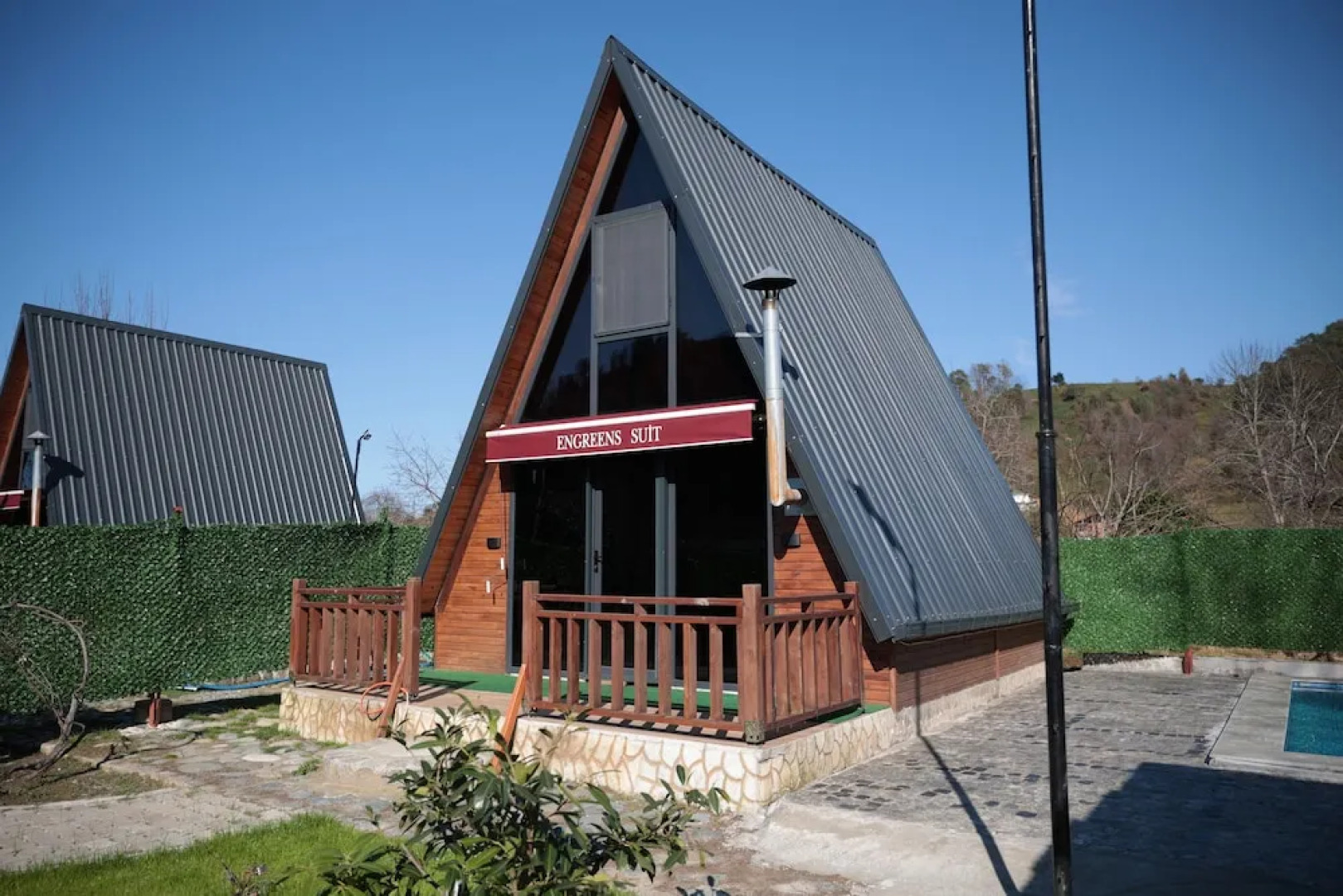 Engreens Suit Bungalov