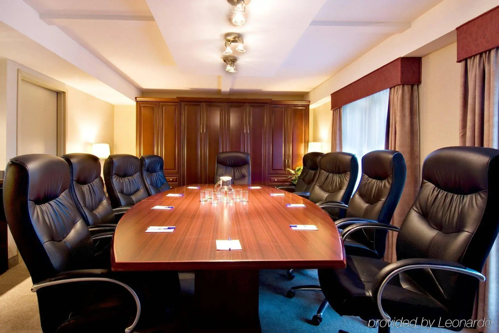 Holiday Inn Express & Suites Surrey by IHG