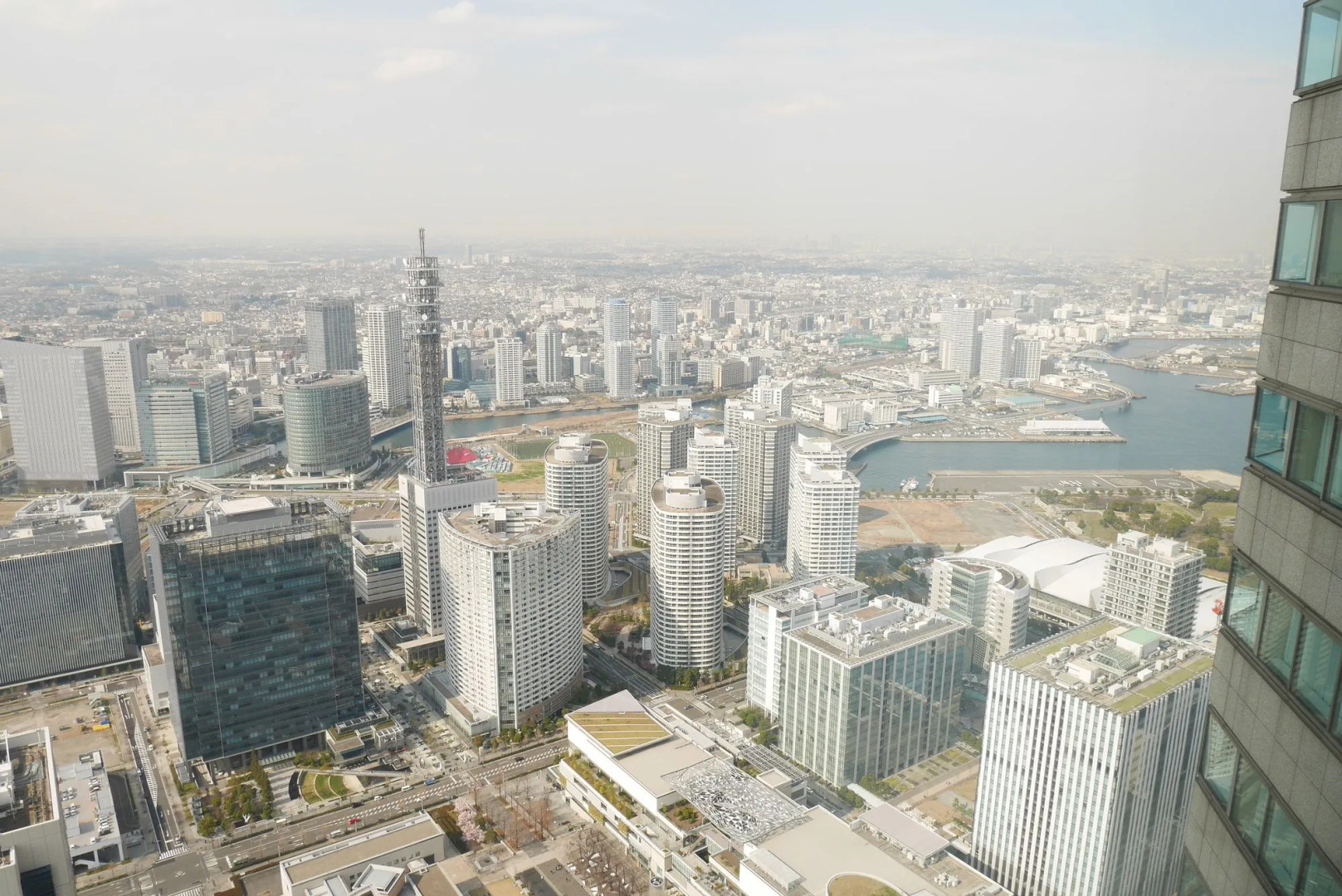 Отель Yokohama Royal Park