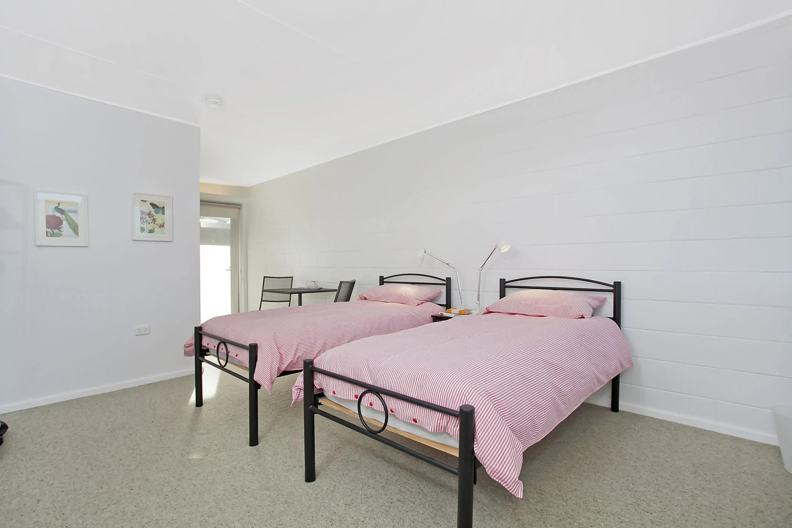 Peterborough House & Motel