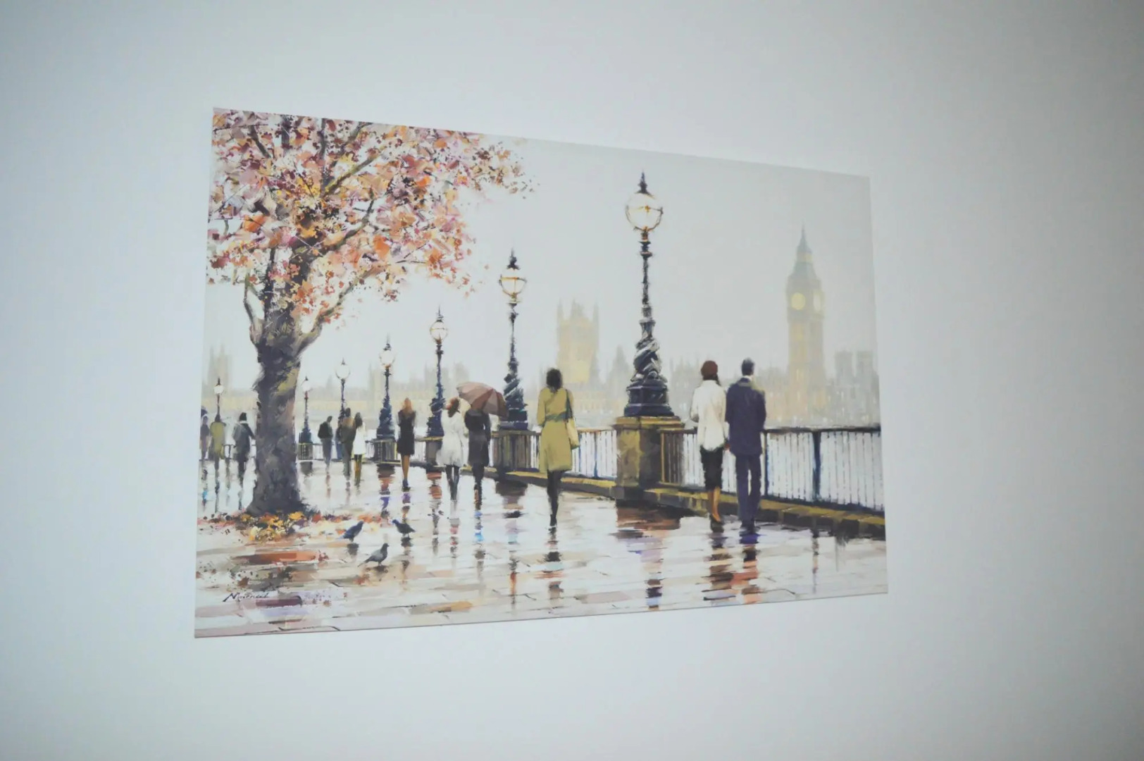 Spacious 1 Bed Luxury St Albans Apartment - Free WiFi & Movies also Free Parking.