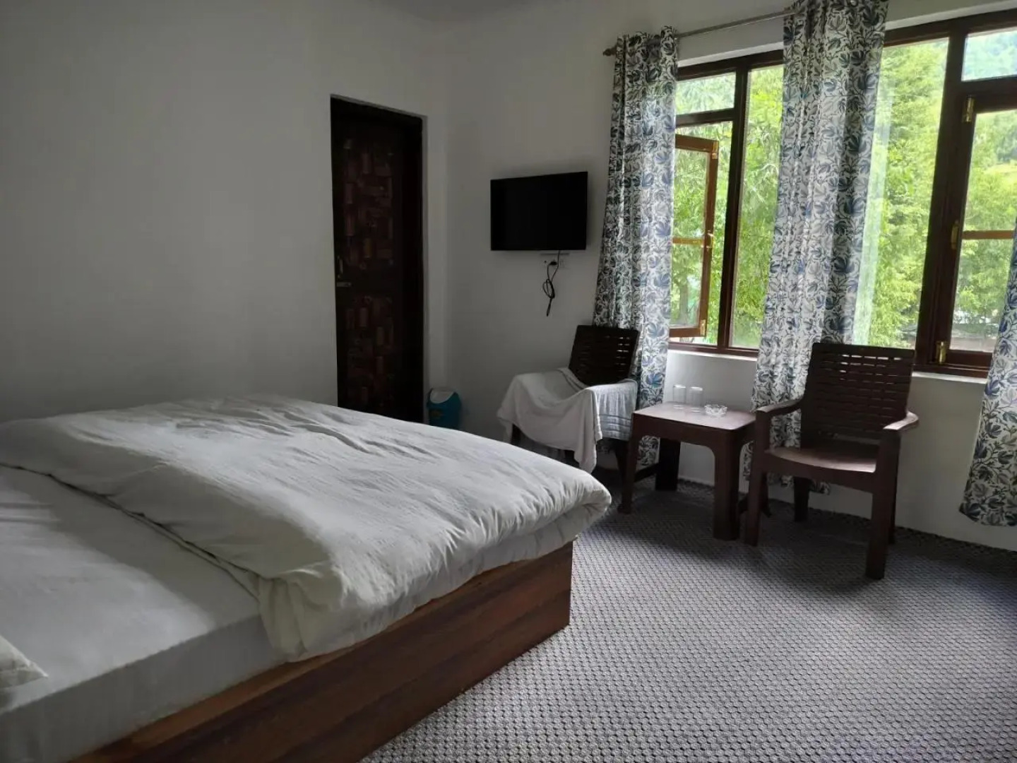 Sky Light Guest House