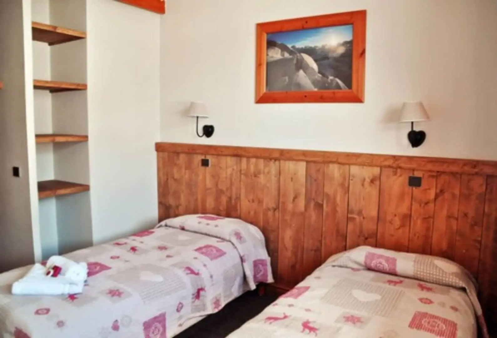 Chalet Hotel Rhododendrons