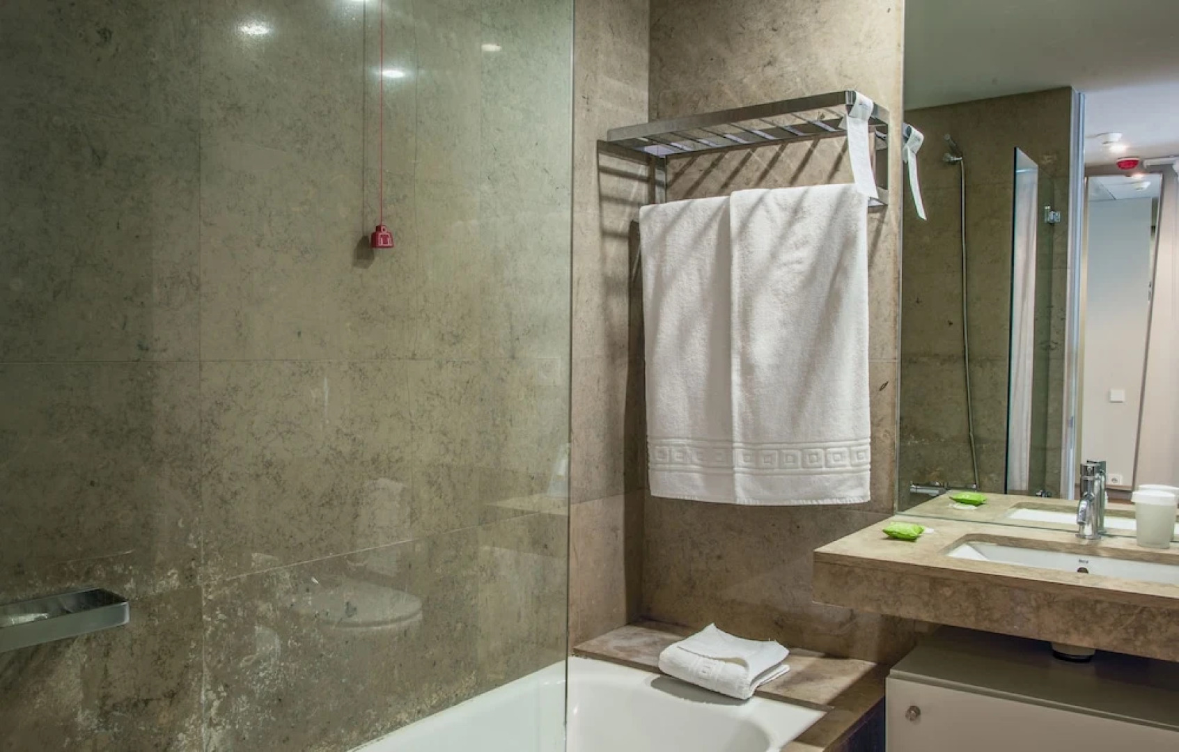 Aqualuz Troia Rio by The Editory