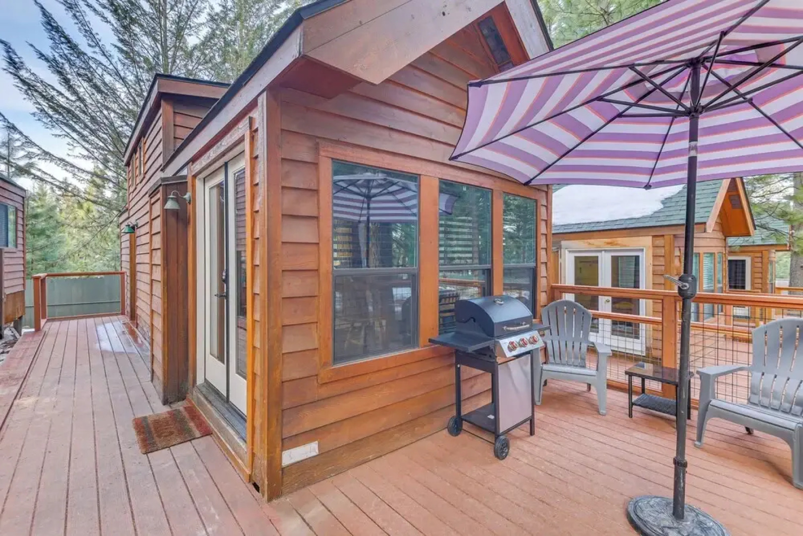 Peaceful Lake Almanor Hideaway, Fish, Hunt + Hike!