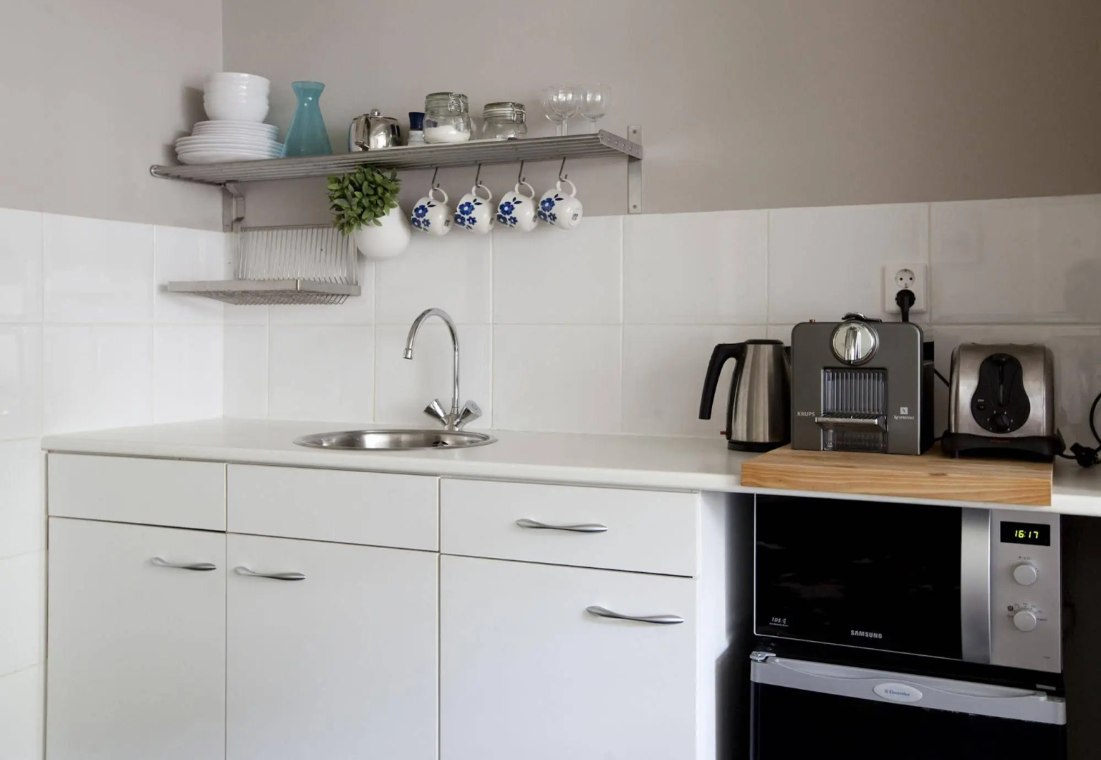 CoHo Apartment Suites