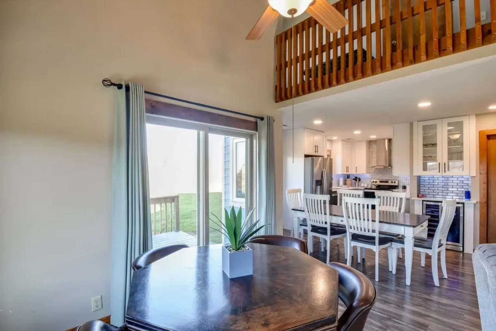 Cozy Illinois Abode w/ Deck & Grill, Near Golfing!