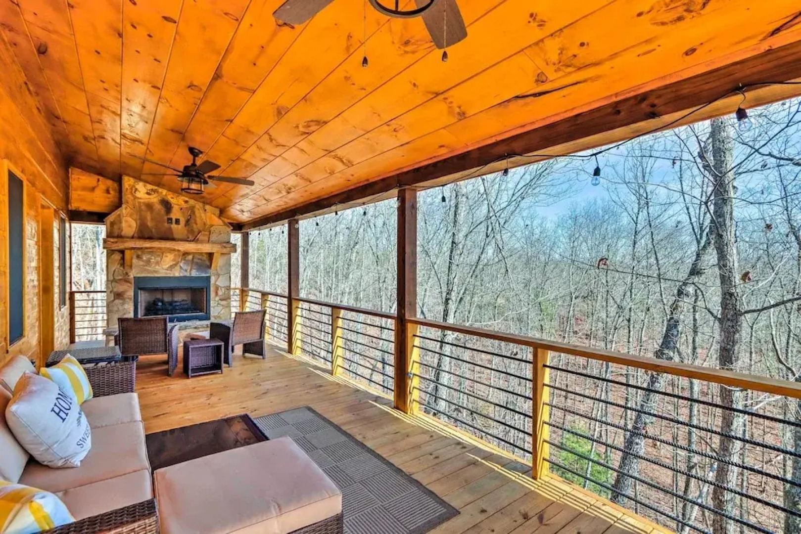 Luxury Cabin Vacation Rental in Mineral Bluff
