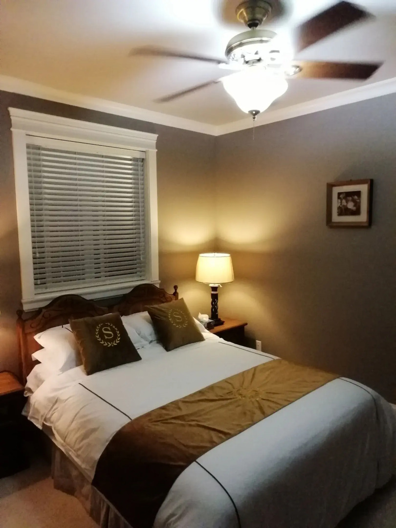 Sunny Island by White Rock B&B