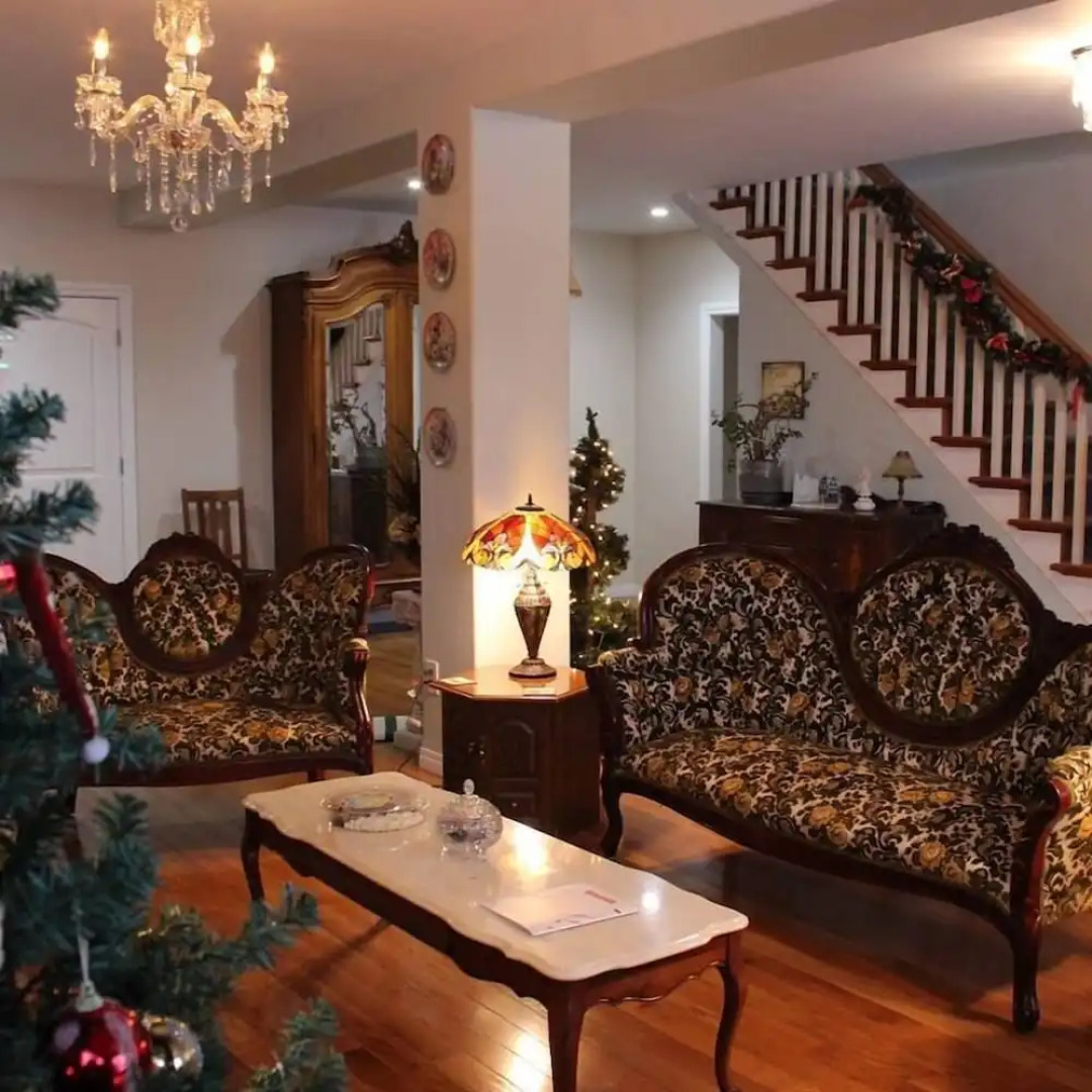 Honeycomb Bed & Breakfast