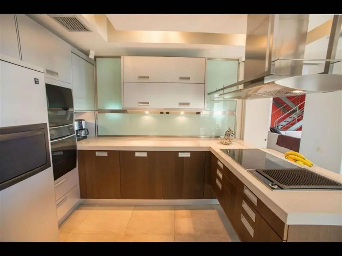 Luxury Villa Beachfront 5 Bedrooms 10-12 Persons