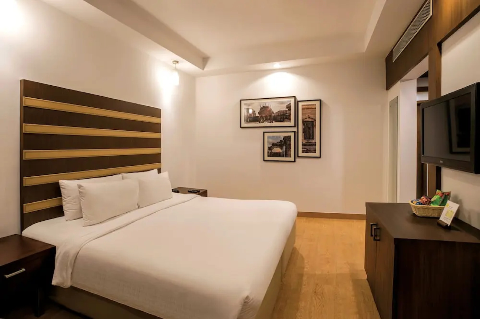 Lemon Tree Hotel Alwar