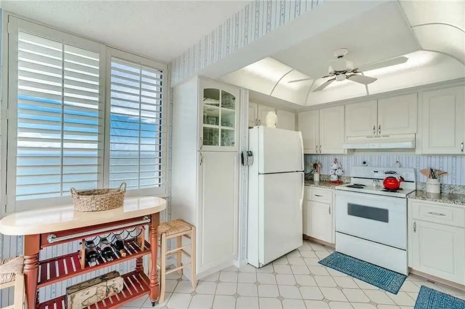 Palma Del Mar E608 - Two Bedroom Condo